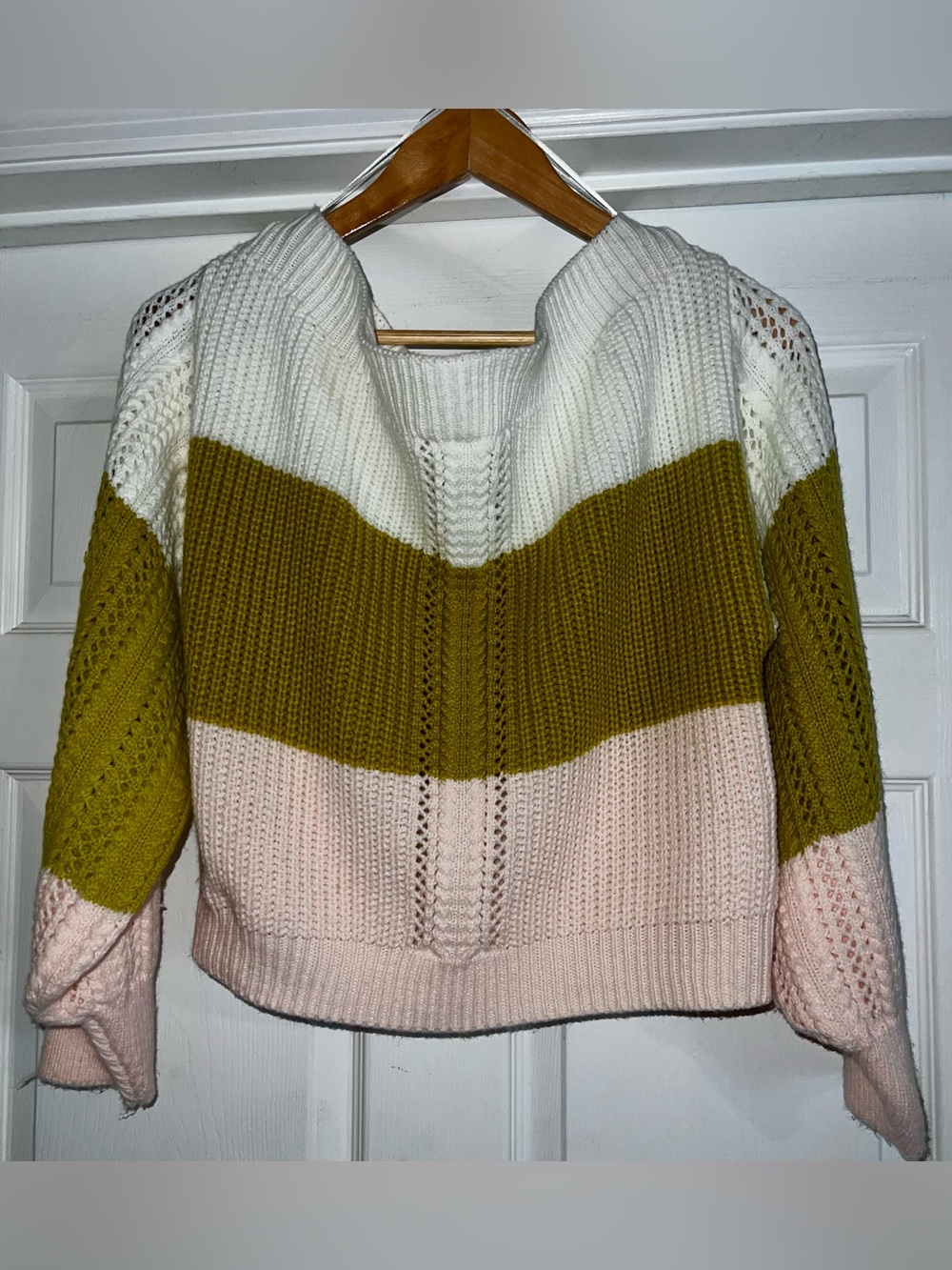 Blue Blush Off-Shoulder Colorblock Chunky Knit Sweater - White, Olive, Blush